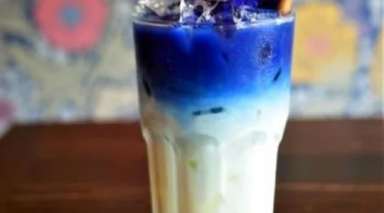 ブルーホエールマハラートカフェ